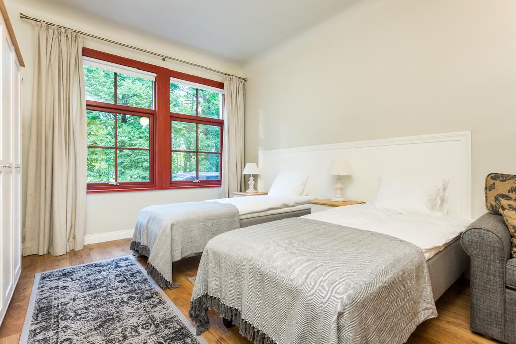 Vabaduse Apartments Пярну Экстерьер фото