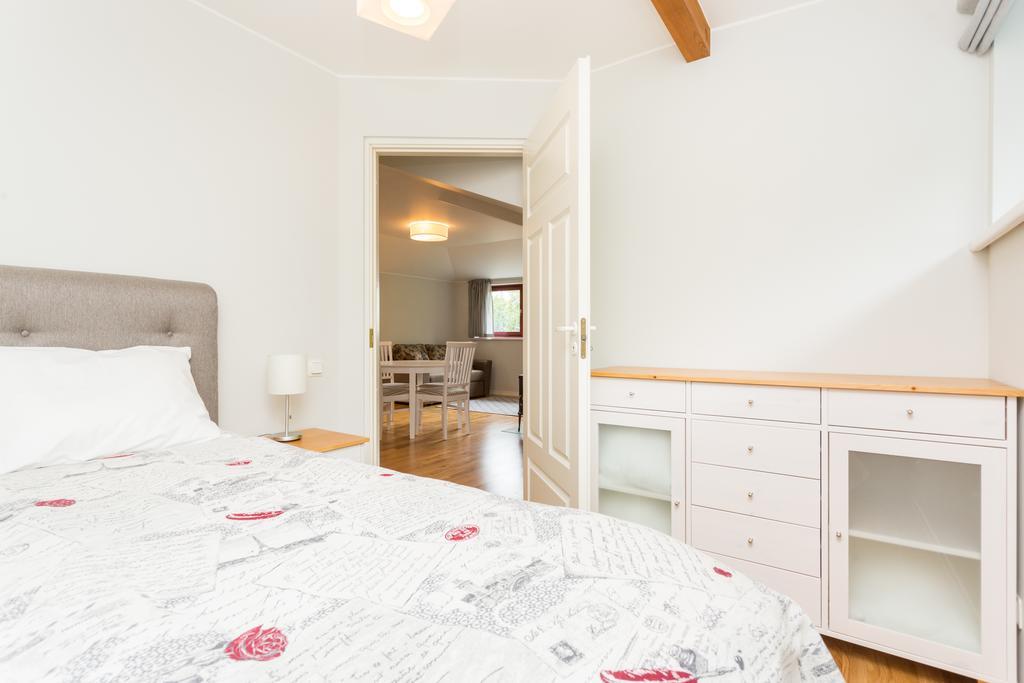 Vabaduse Apartments Пярну Экстерьер фото
