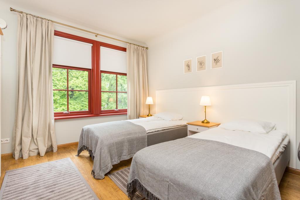 Vabaduse Apartments Пярну Экстерьер фото