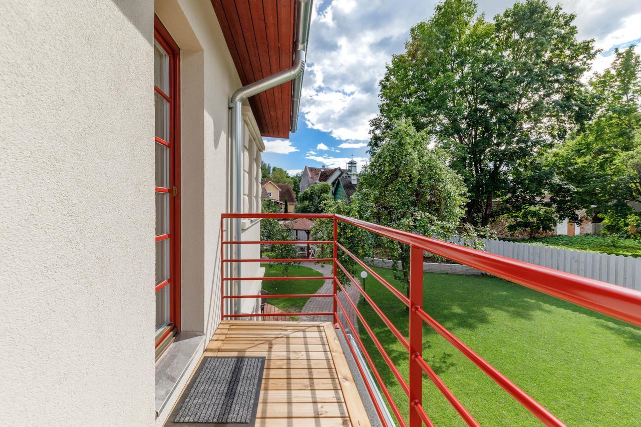 Vabaduse Apartments Пярну Экстерьер фото